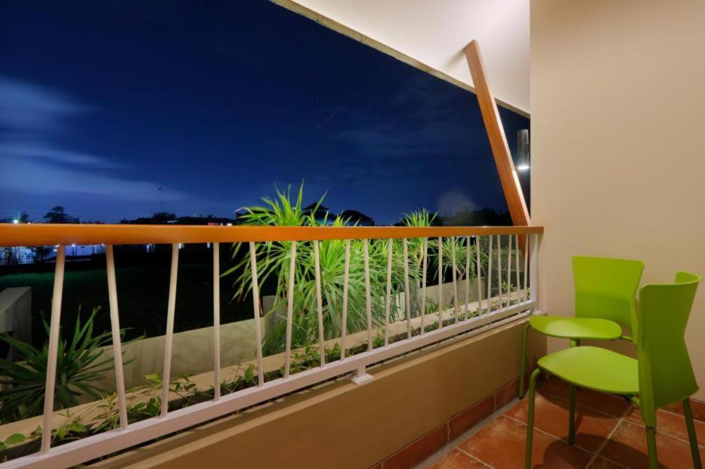 Iconic Bali Living Bed & Breakfast เดนปาซาร์ ภายนอก รูปภาพ