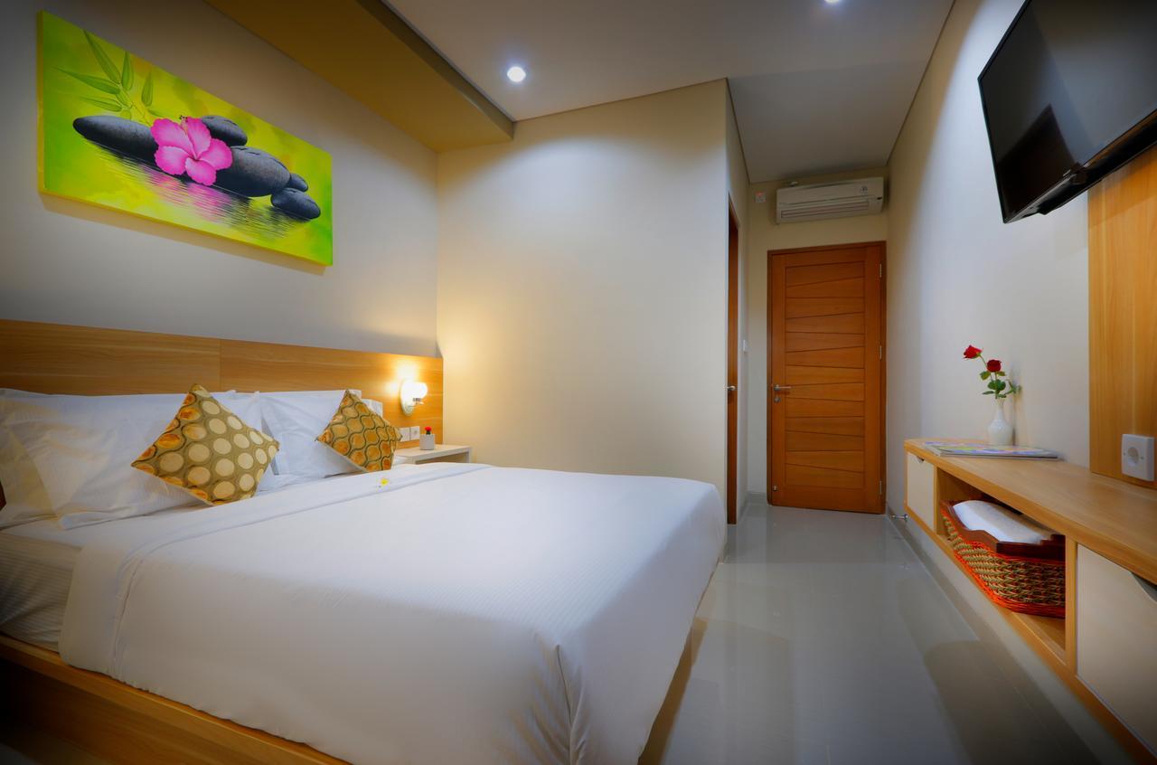 Iconic Bali Living Bed & Breakfast เดนปาซาร์ ภายนอก รูปภาพ
