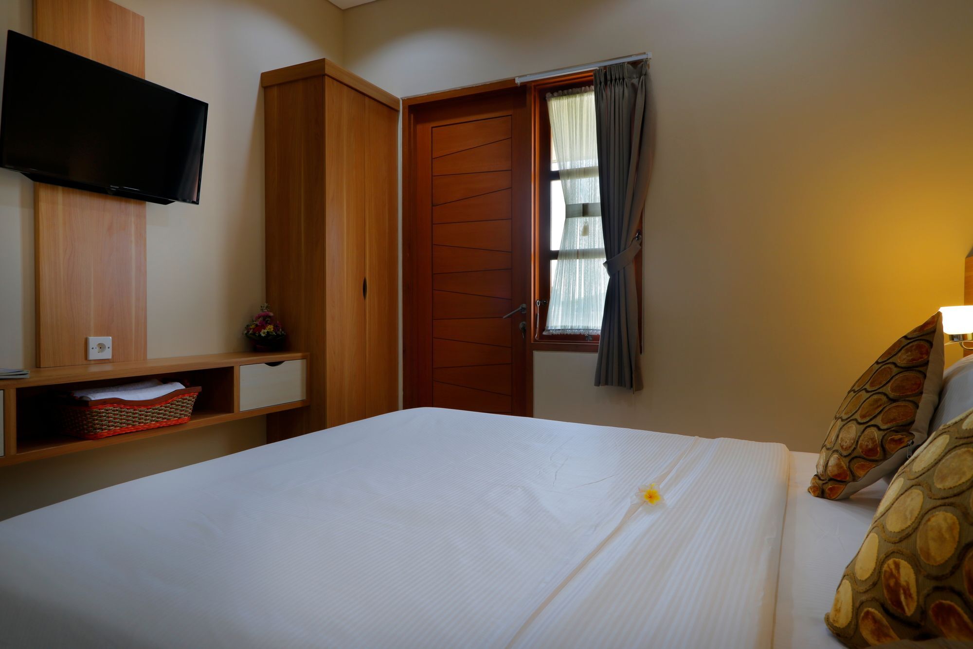 Iconic Bali Living Bed & Breakfast เดนปาซาร์ ภายนอก รูปภาพ