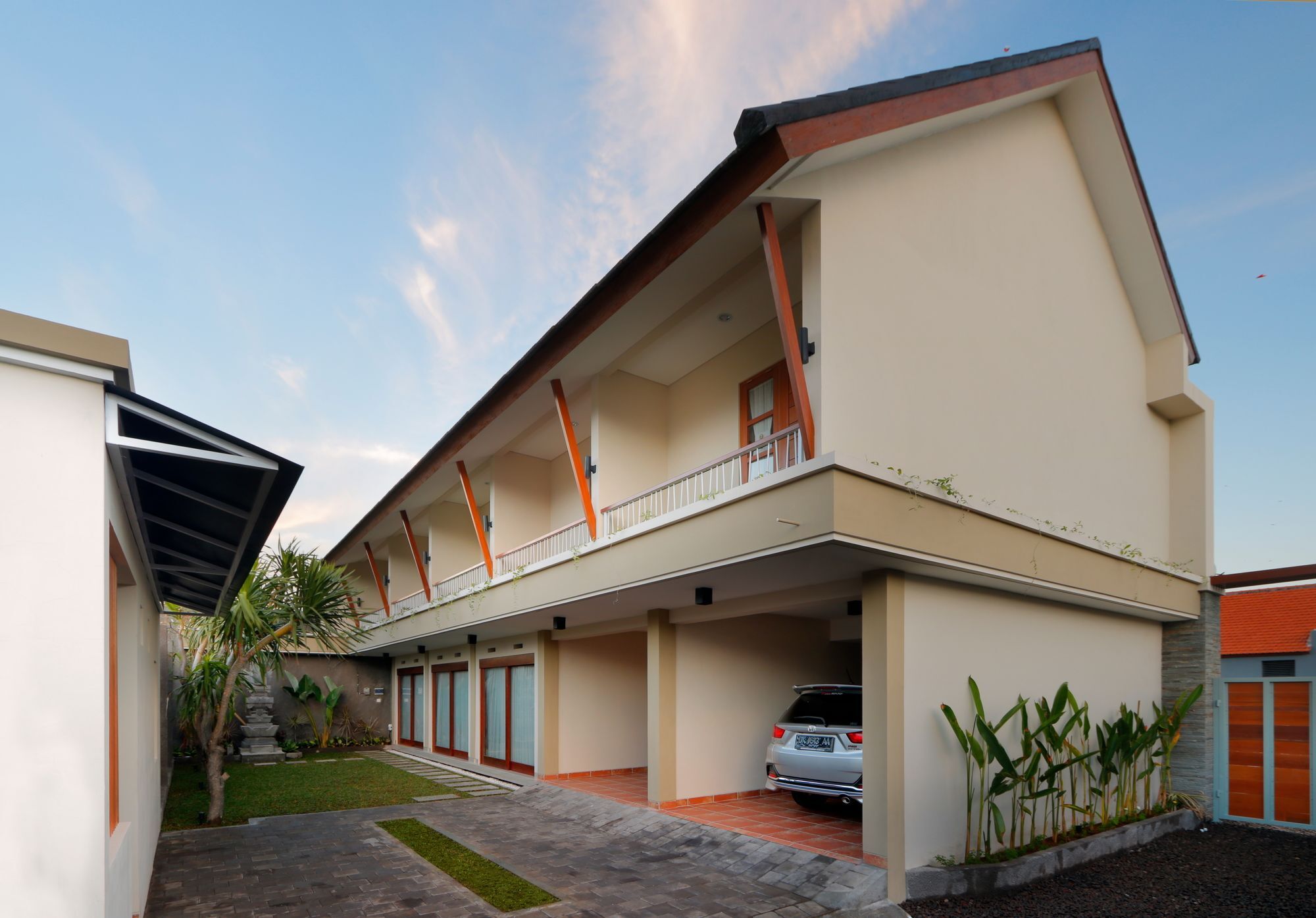 Iconic Bali Living Bed & Breakfast เดนปาซาร์ ภายนอก รูปภาพ